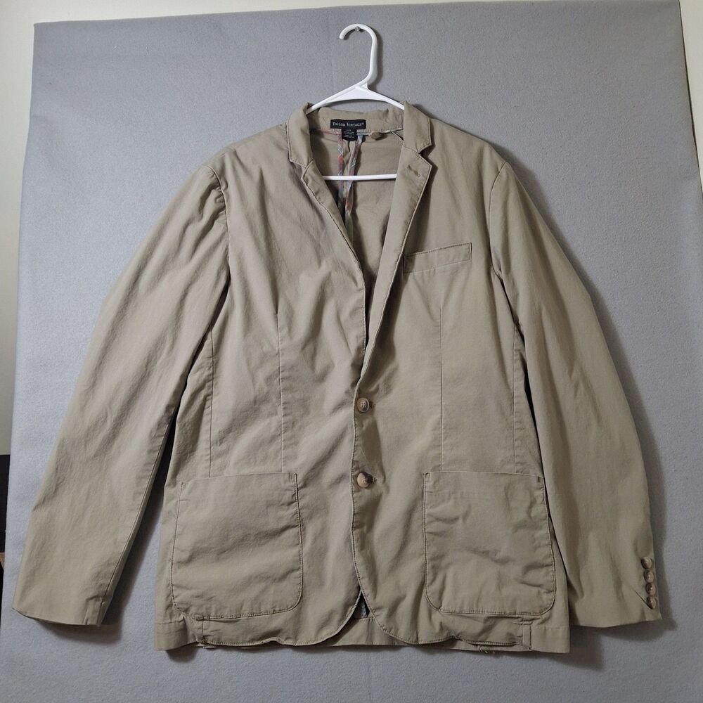 Tailor Vintage Blazer Mens 42R Khaki Jacket Two Button Sport Lightweight